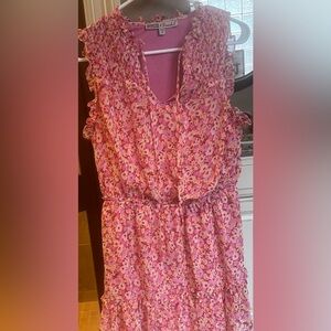 Women’s sleeveless dress size medium